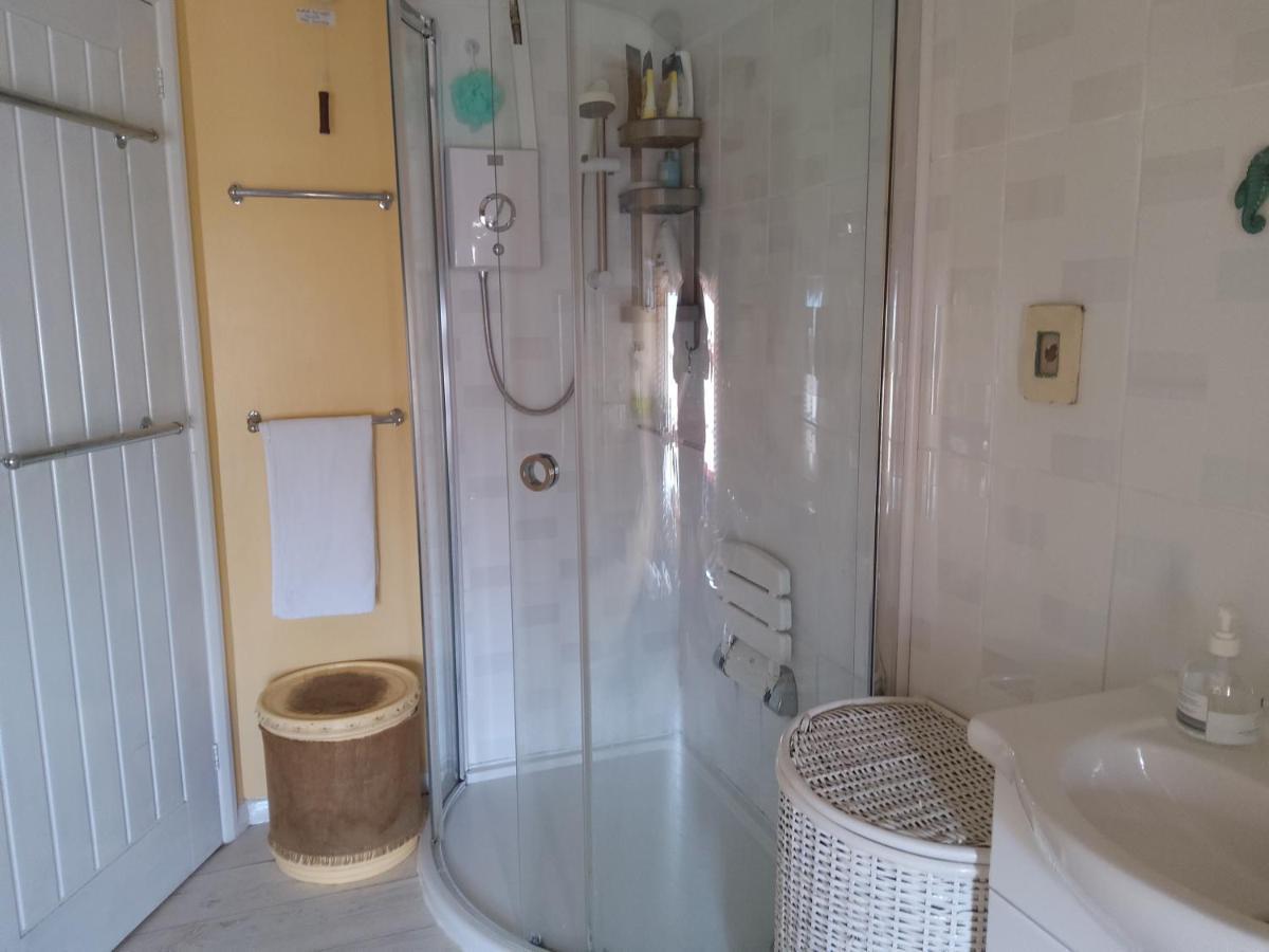 Number Five Apartment Abbotsbury Luaran gambar
